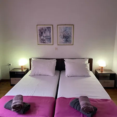 Thalia House 度假居 *